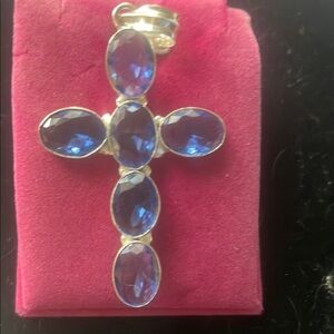 Purple- blue Tanzanite 6 stone pendant with Elegant Design
